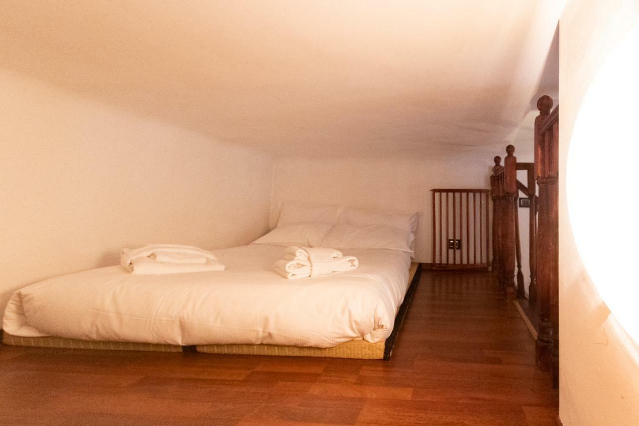 Studio Alzaia 54 Navigli Milaan Buitenkant foto